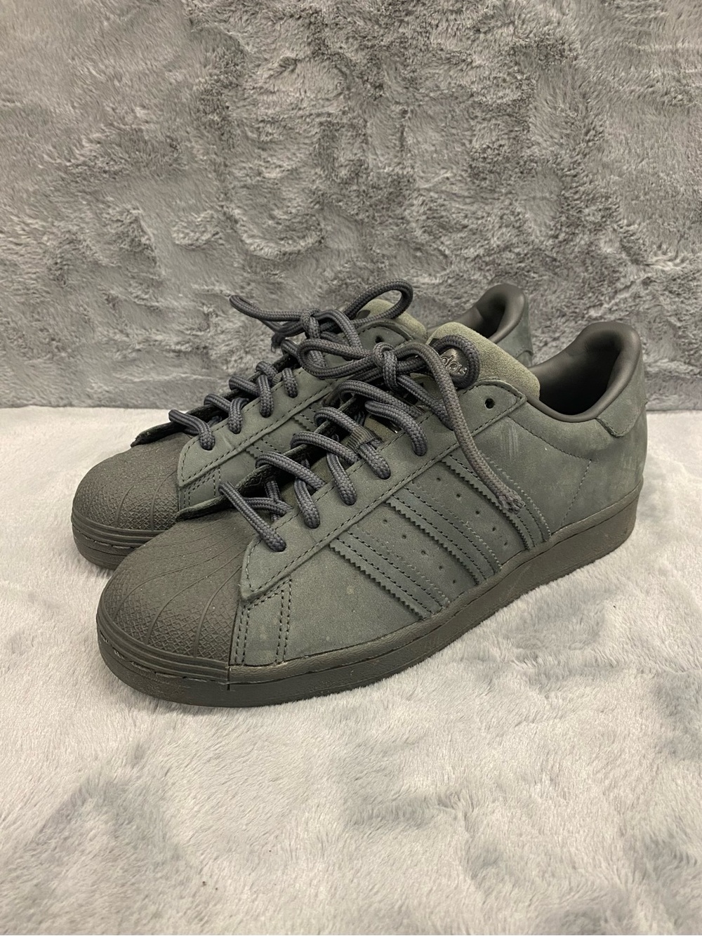 Adidas Shell Toe Sneakers Mens Size 8 Triple Grey Shoes Classic Lace Up